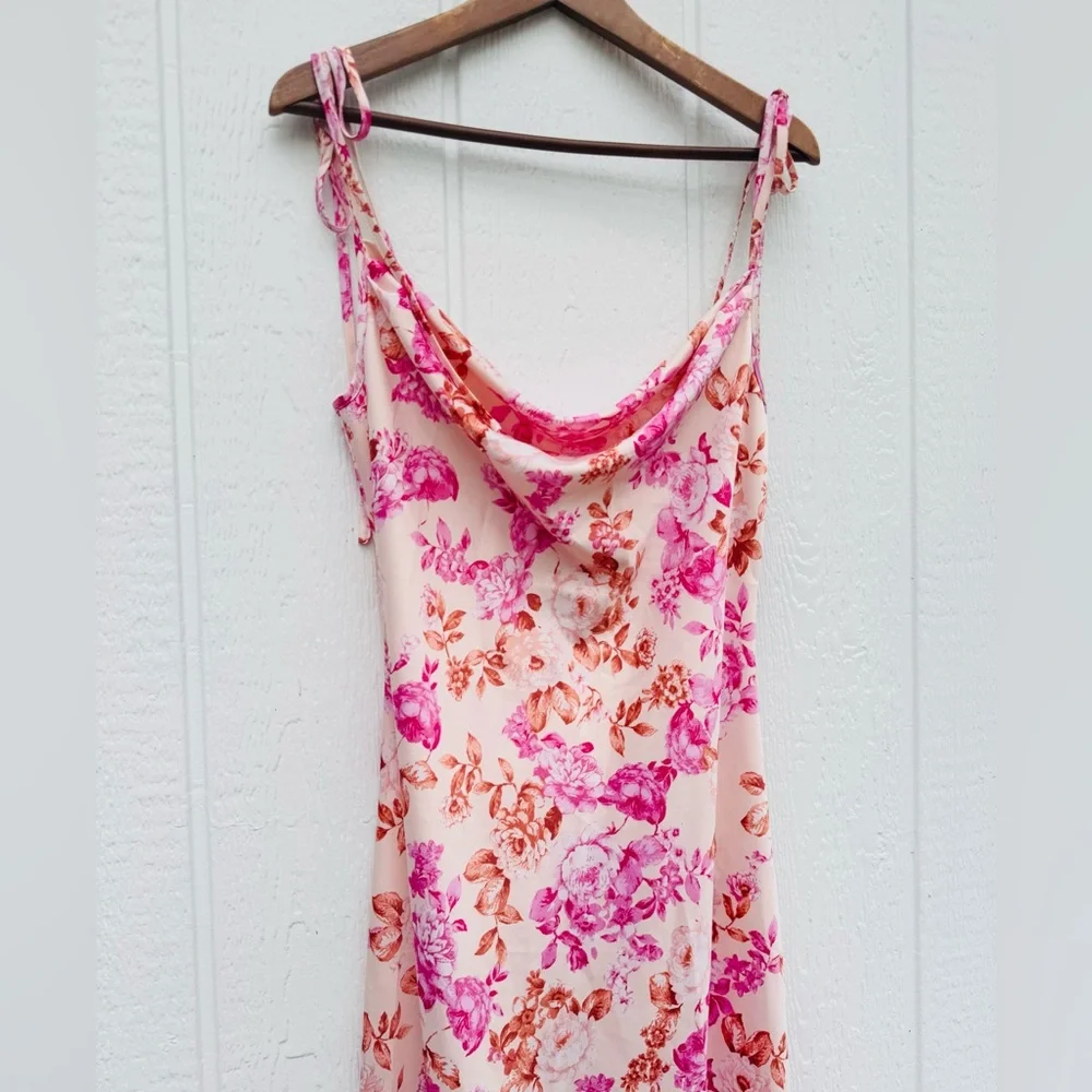 WAYF The Beverly Cowl Neck Midi - Picture 3 of 12